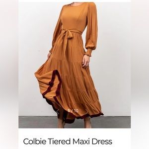 Beautiful like new maxi dress!